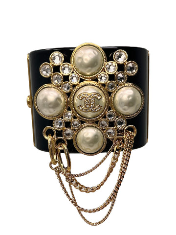 Chanel Cuff Bracelet with Pearls, FW22, OS